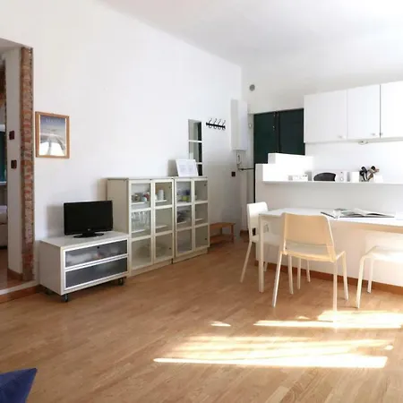 Italianway - Bligny 64 * Milan